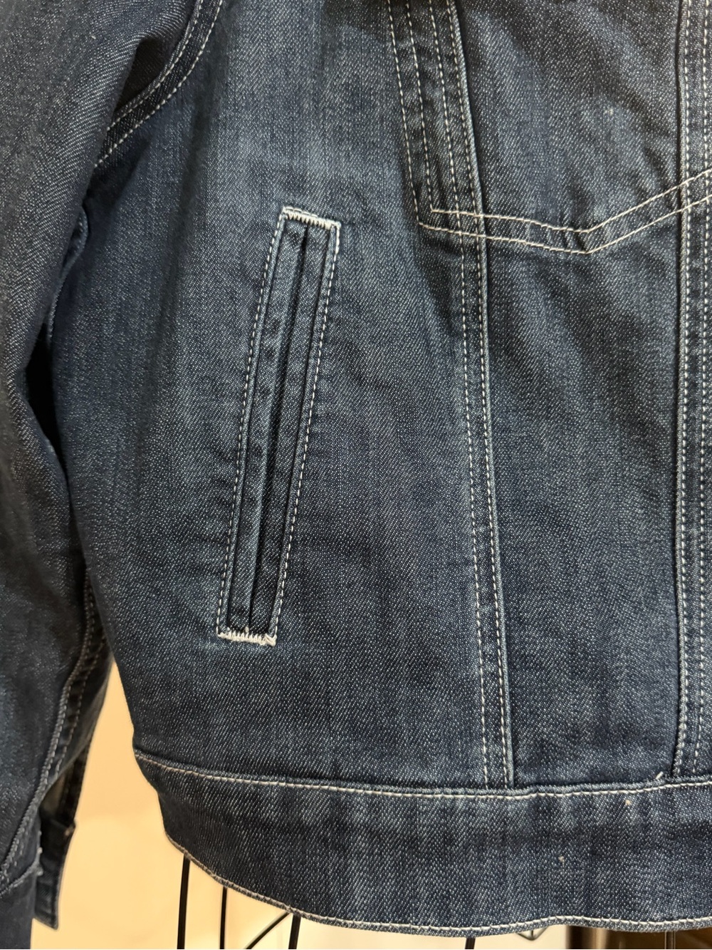 Universal Standard Kelsey Dark Indigo Denim Jacket M (18-20) - Picture 4 of 5